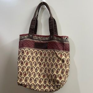 Abercrombie & Fitch Tote (no pockets)